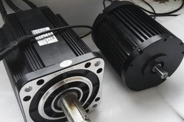 如何降低交流低壓交流電機運行期間的噪音？